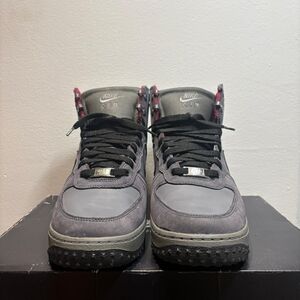 Nike Air Men's Black and Gray Sneakers